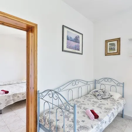 Elba App.6 *